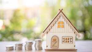 5 WAYS TO LOWER HOME INSURANCE COSTS